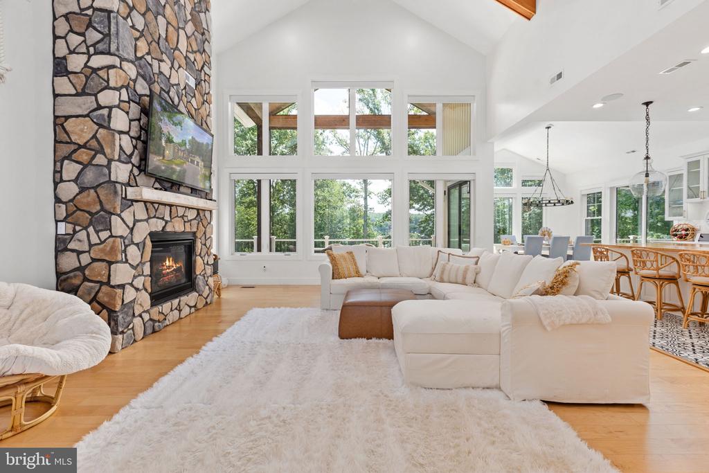 38 WALNUT HILL DRIVE