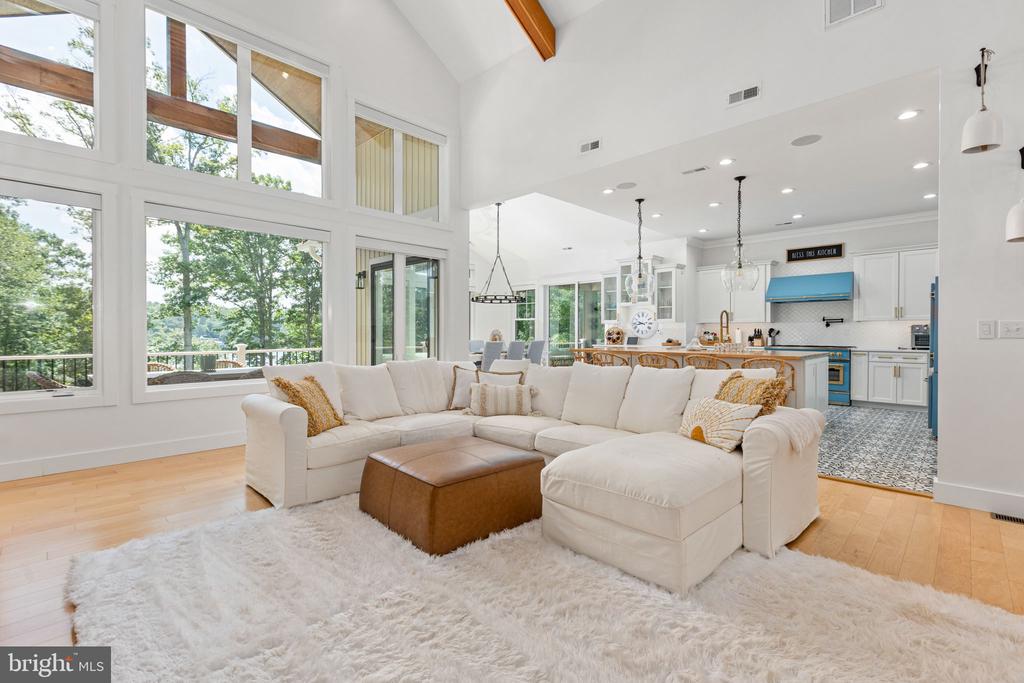 38 WALNUT HILL DRIVE