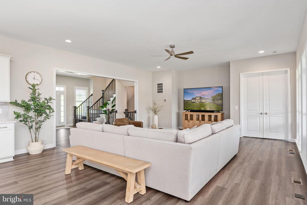 270 ROCK ISLAND RIDGE