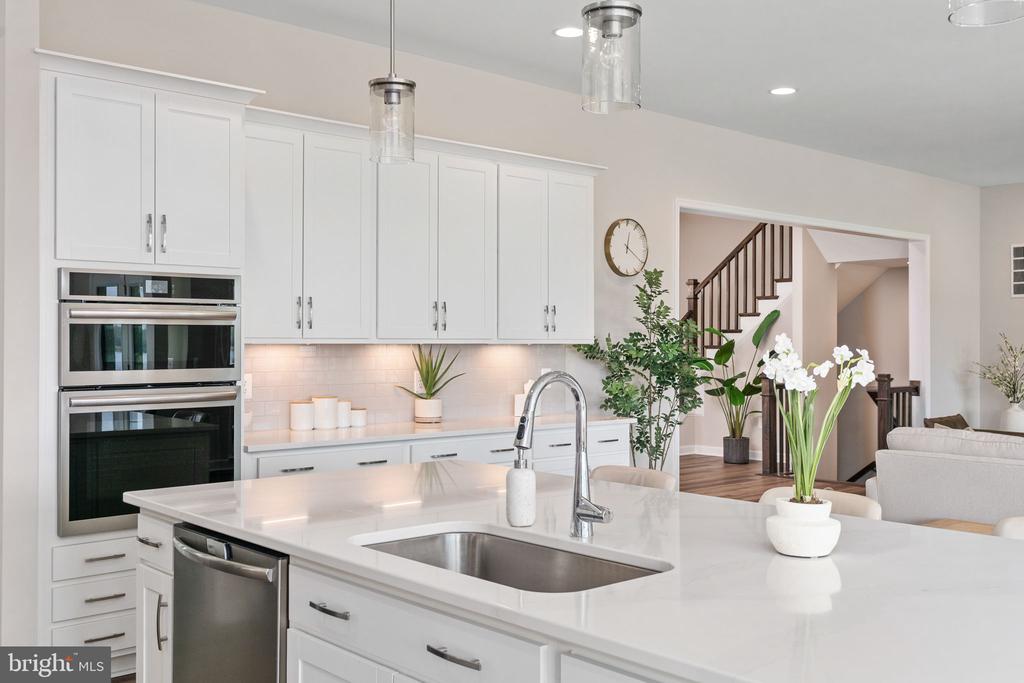 270 ROCK ISLAND RIDGE