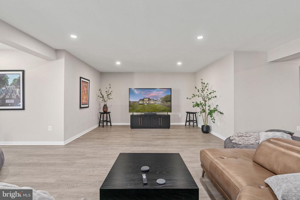 270 ROCK ISLAND RIDGE