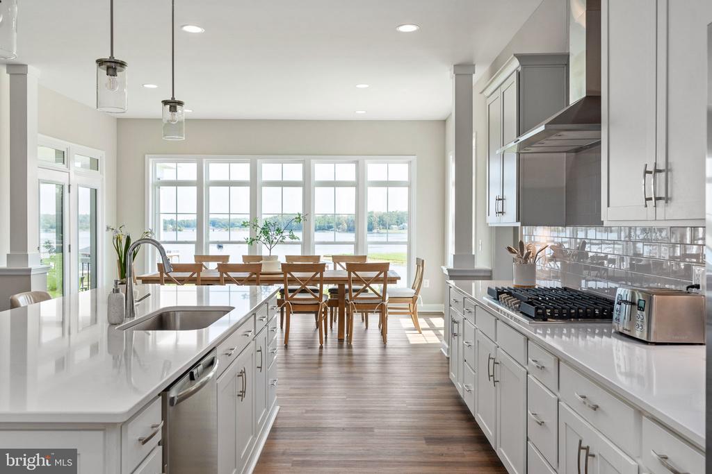 270 ROCK ISLAND RIDGE