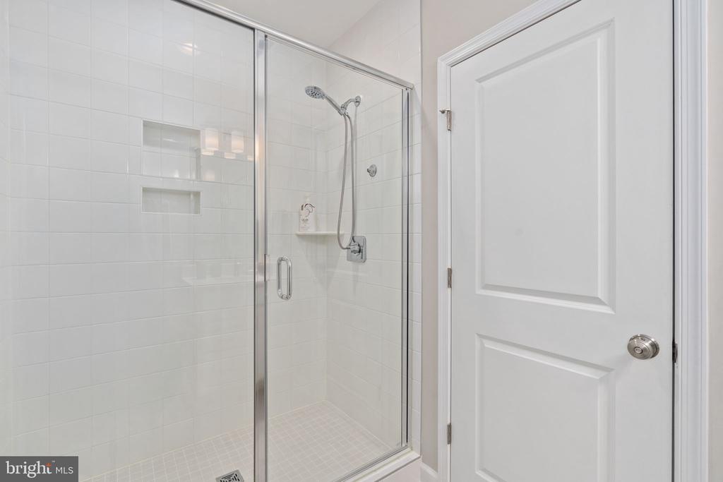 270 ROCK ISLAND RIDGE
