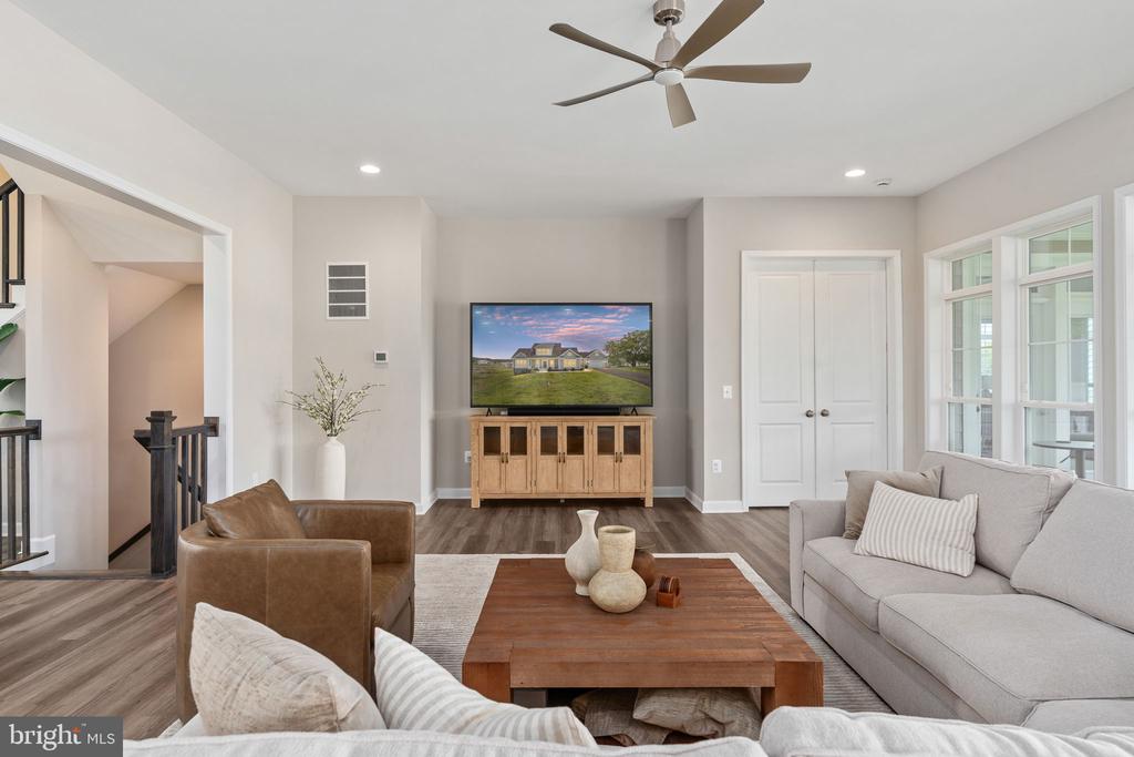 270 ROCK ISLAND RIDGE