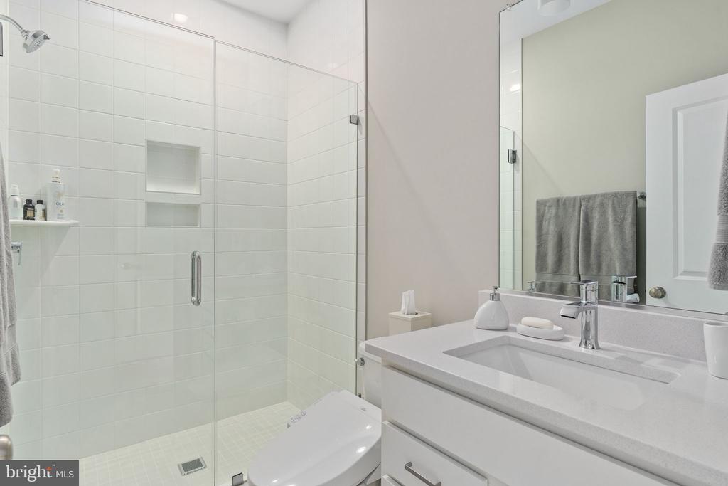 270 ROCK ISLAND RIDGE