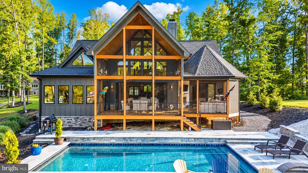 2 WOLFTRAP CT