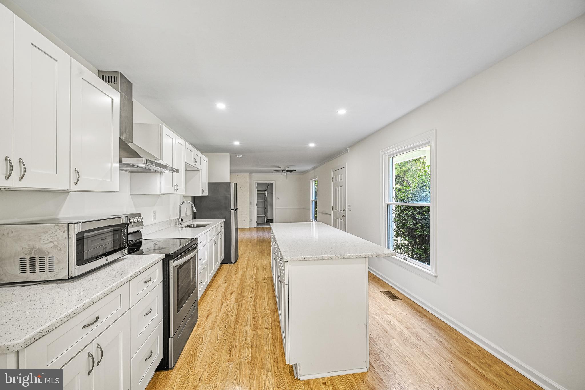 1041 GRANVILLE BAY ROAD