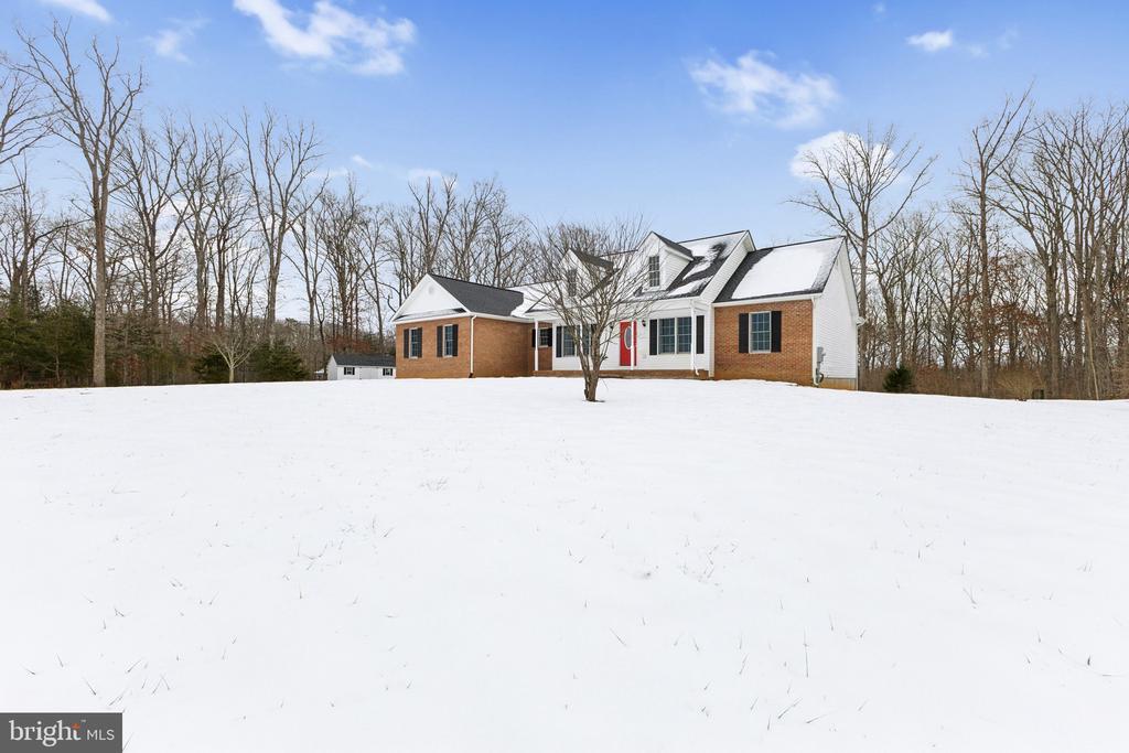 5297 TRUE BLUE ROAD