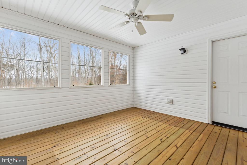 5297 TRUE BLUE ROAD