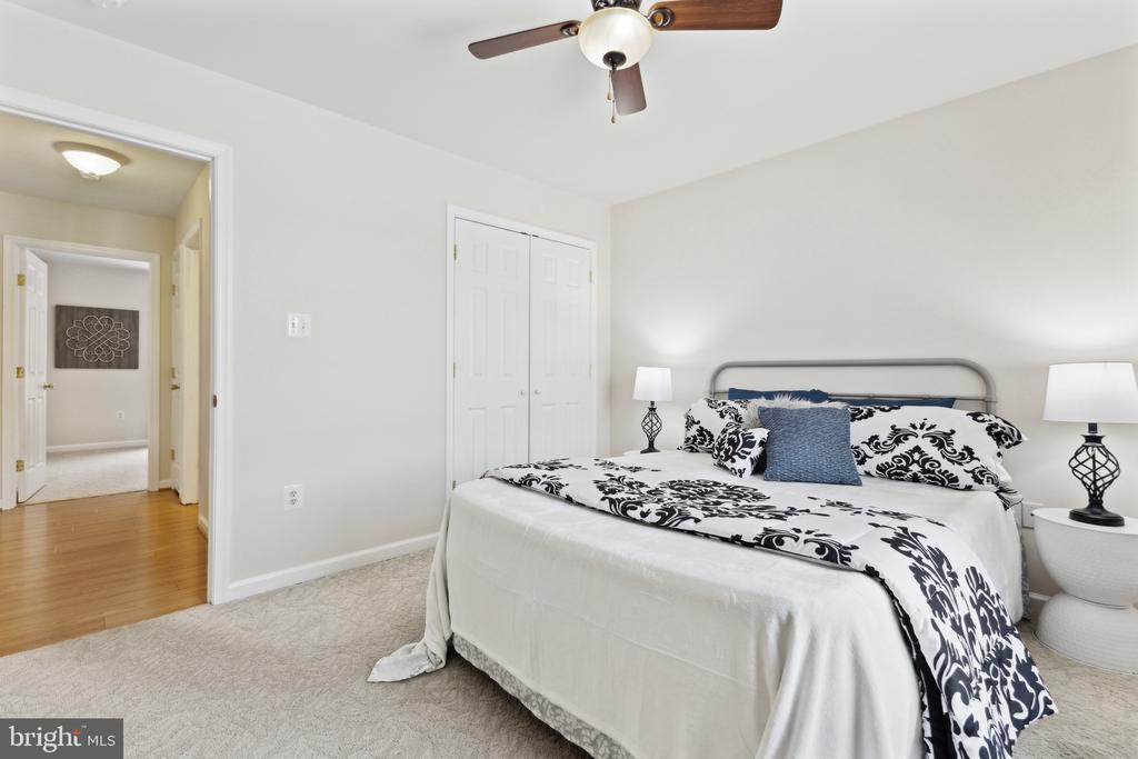 5297 TRUE BLUE ROAD