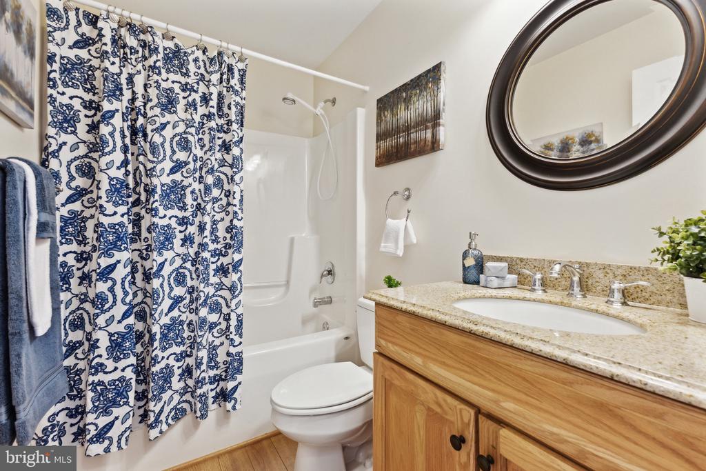5297 TRUE BLUE ROAD
