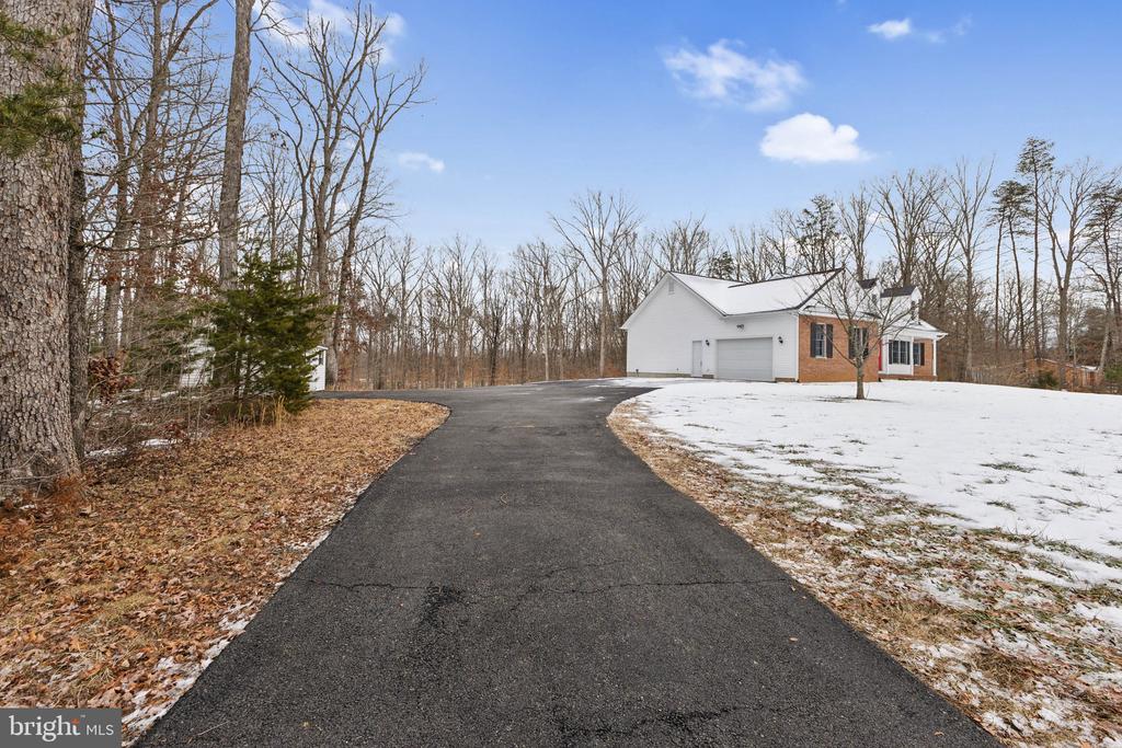 5297 TRUE BLUE ROAD