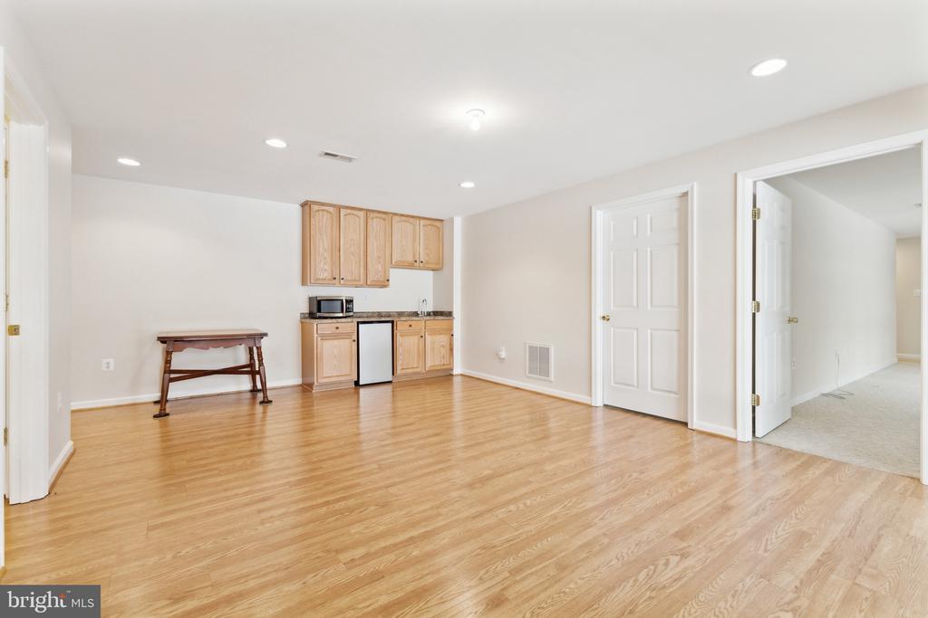 5297 TRUE BLUE ROAD
