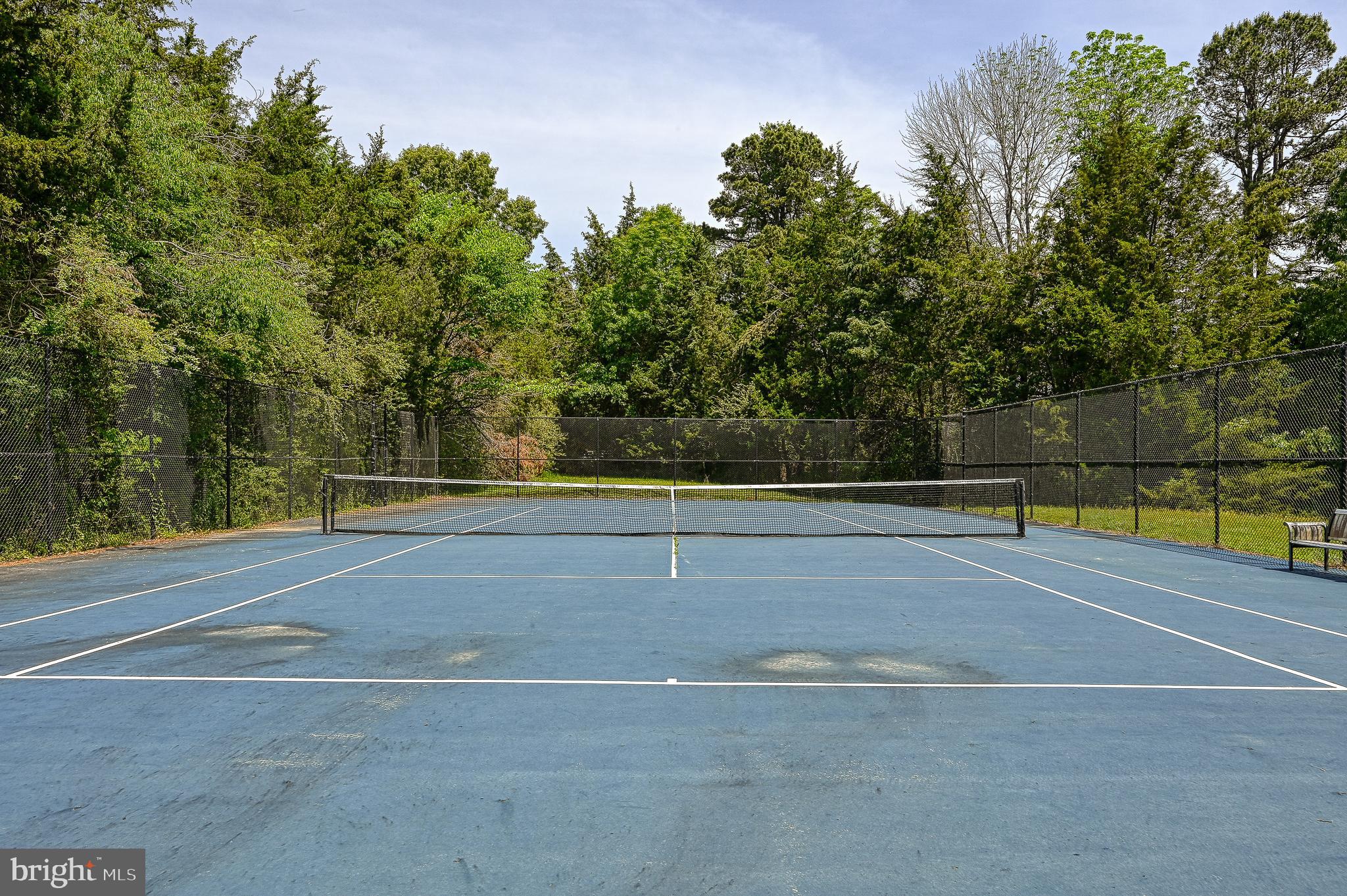 5304 WYNDEMERE CIRCLE