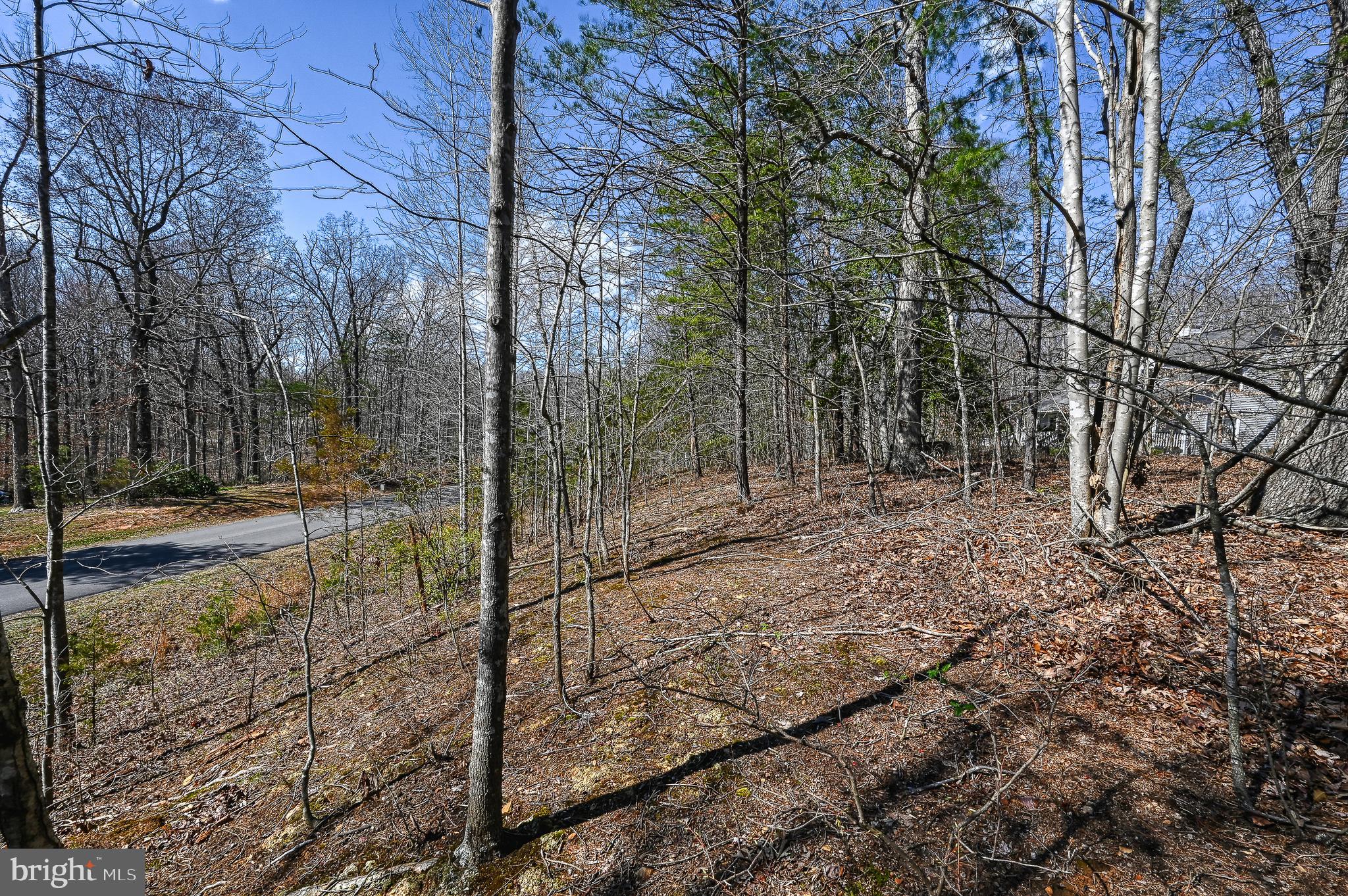 5304 WYNDEMERE CIRCLE