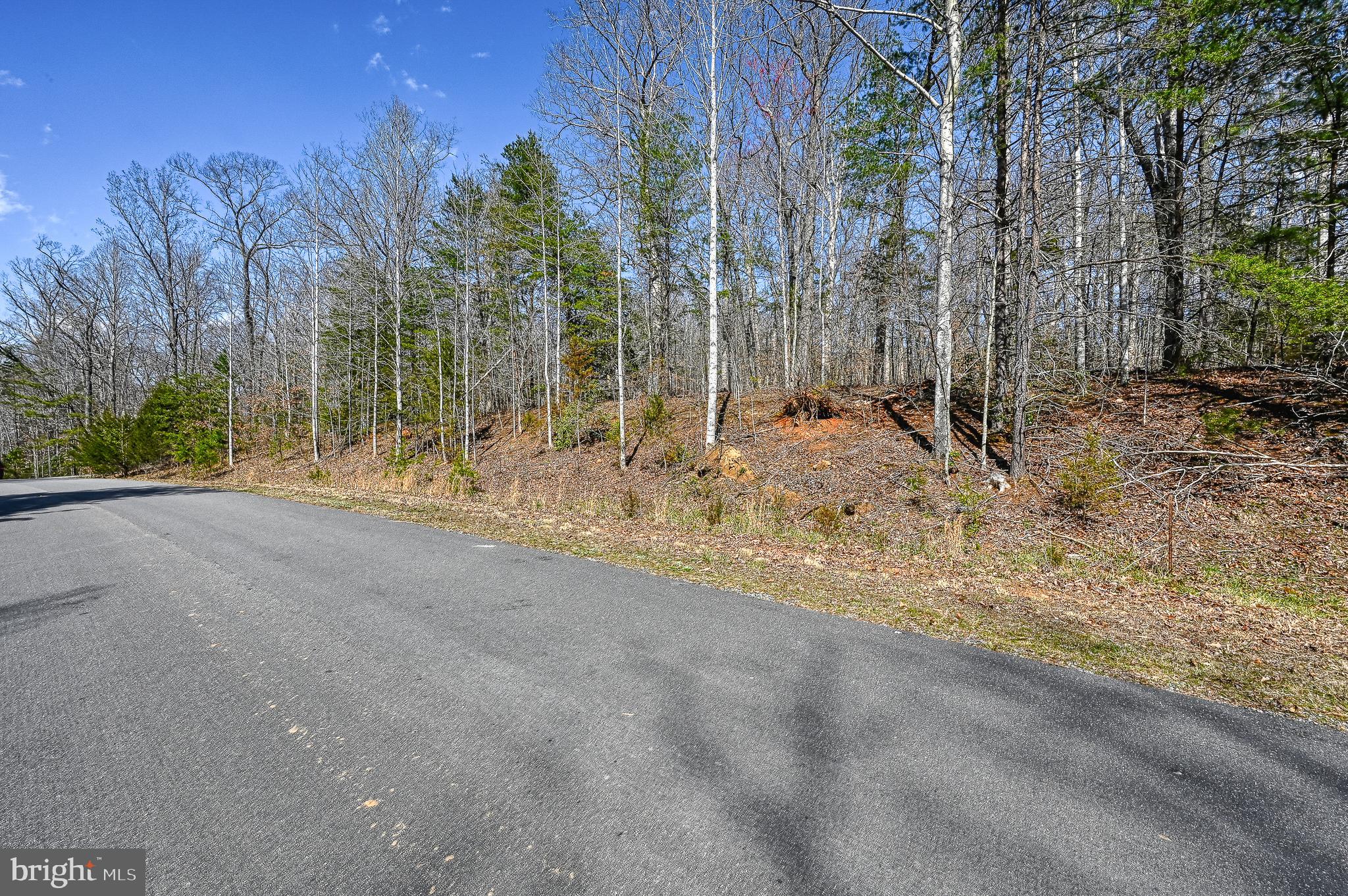 5304 WYNDEMERE CIRCLE