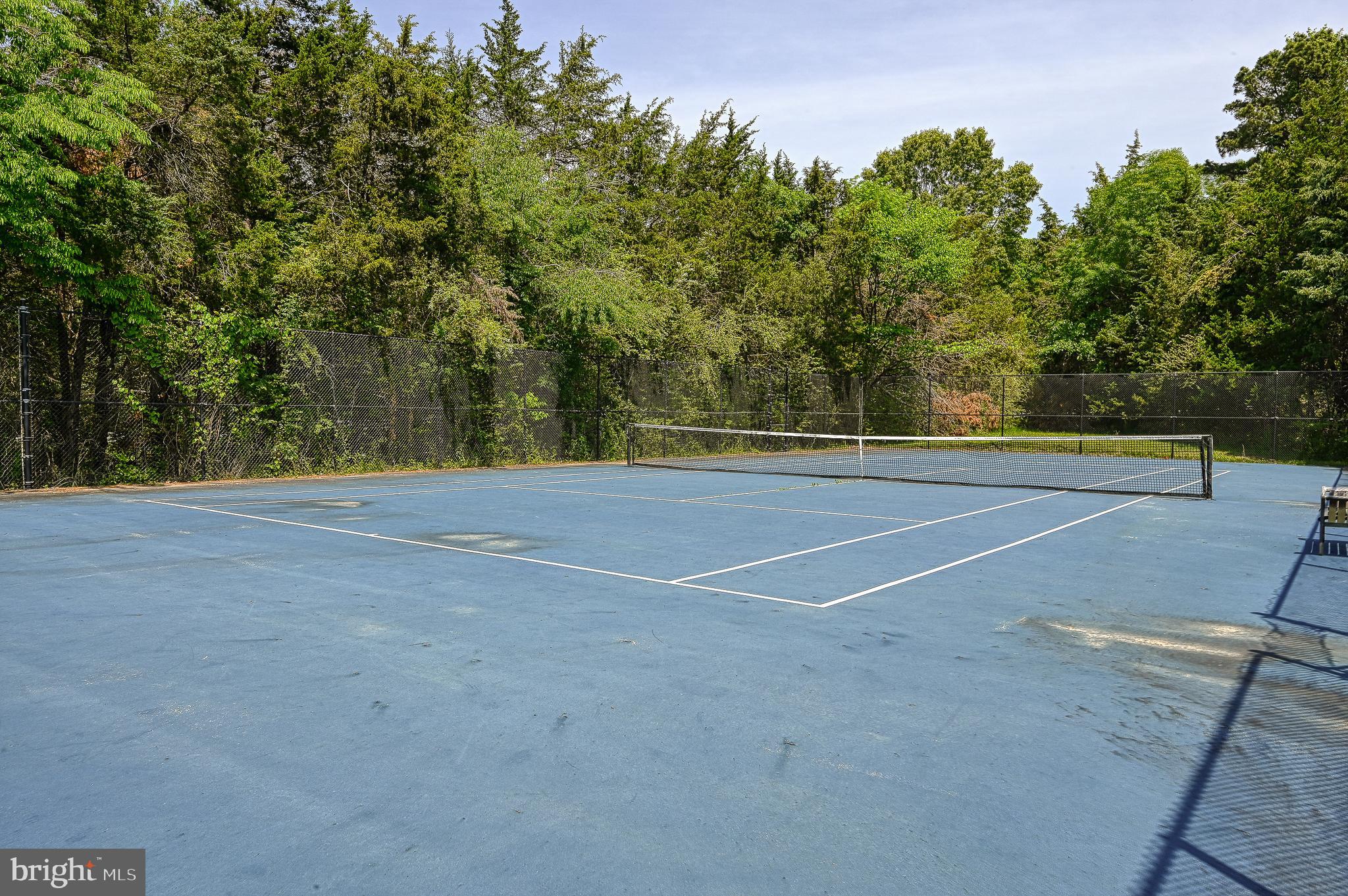 5304 WYNDEMERE CIRCLE