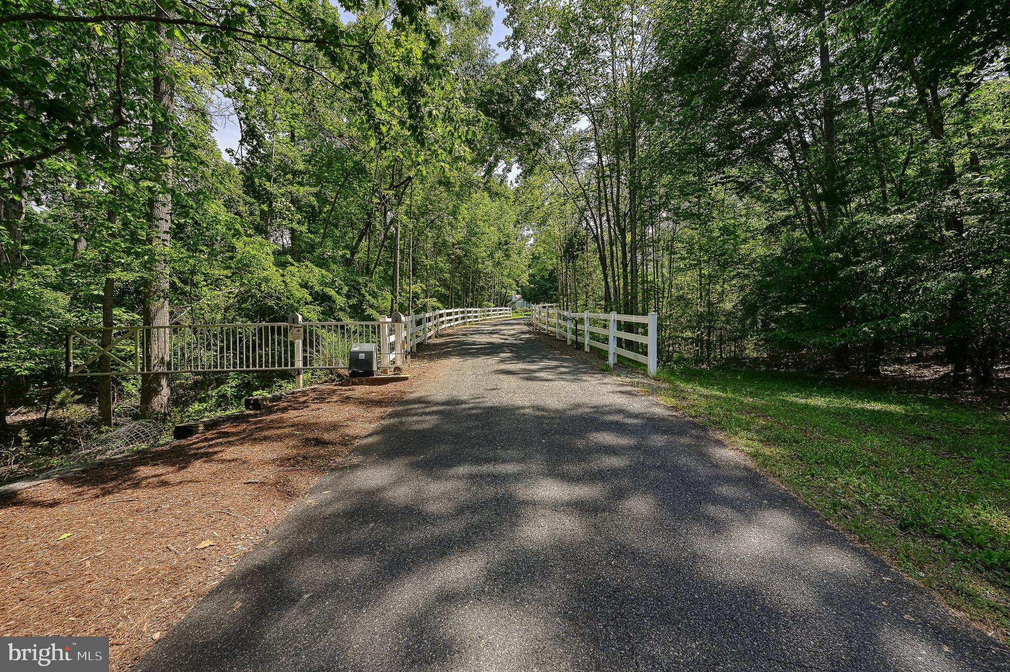 5304 WYNDEMERE CIRCLE