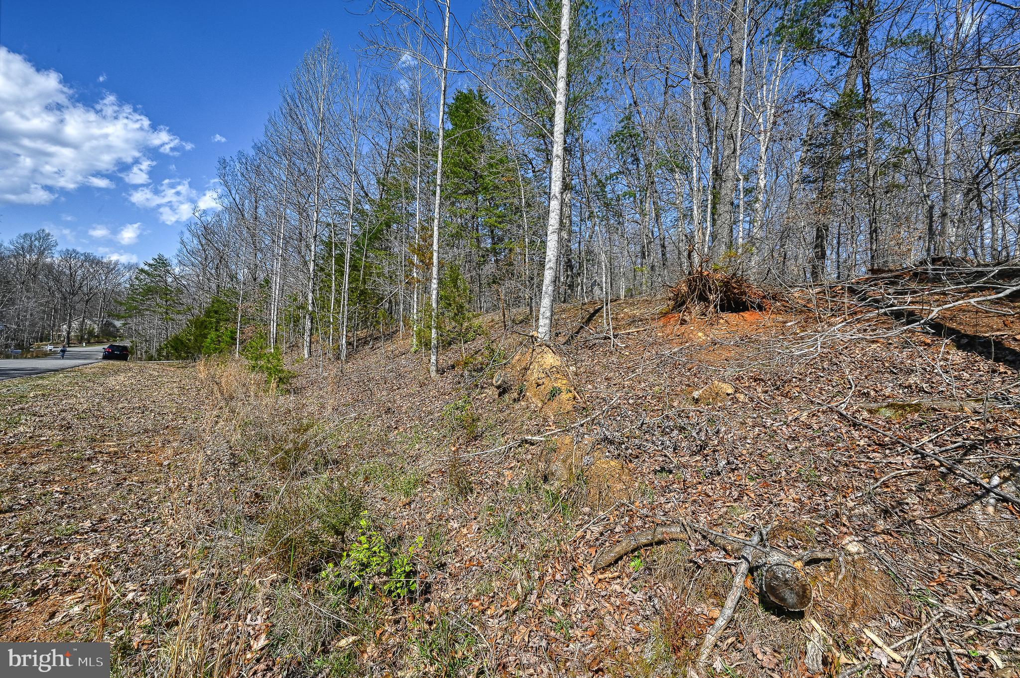 5304 WYNDEMERE CIRCLE