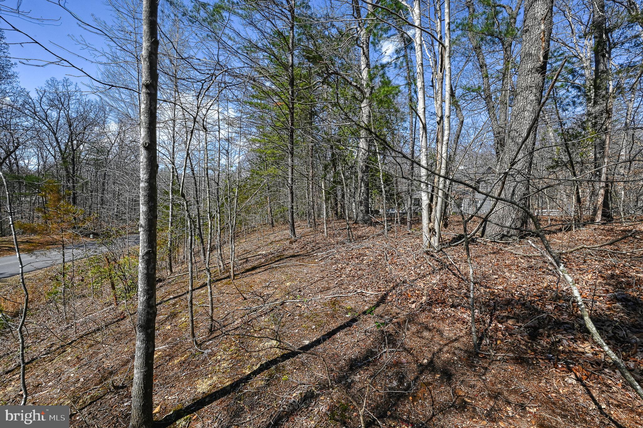 5304 WYNDEMERE CIRCLE