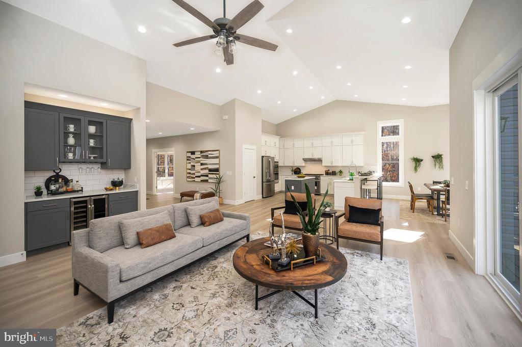 3905 HATTERAS COURT