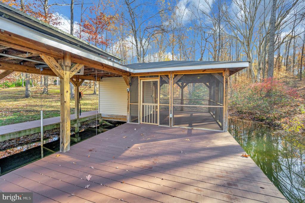 3905 HATTERAS COURT