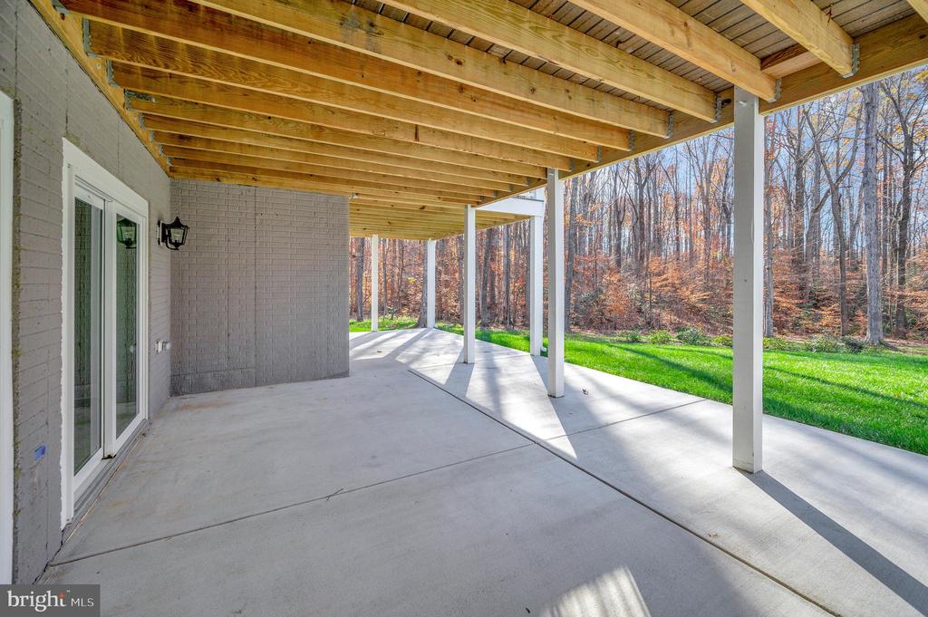 3905 HATTERAS COURT