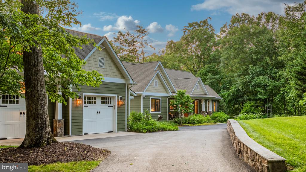6800 JOHN TAYLOR LANE
