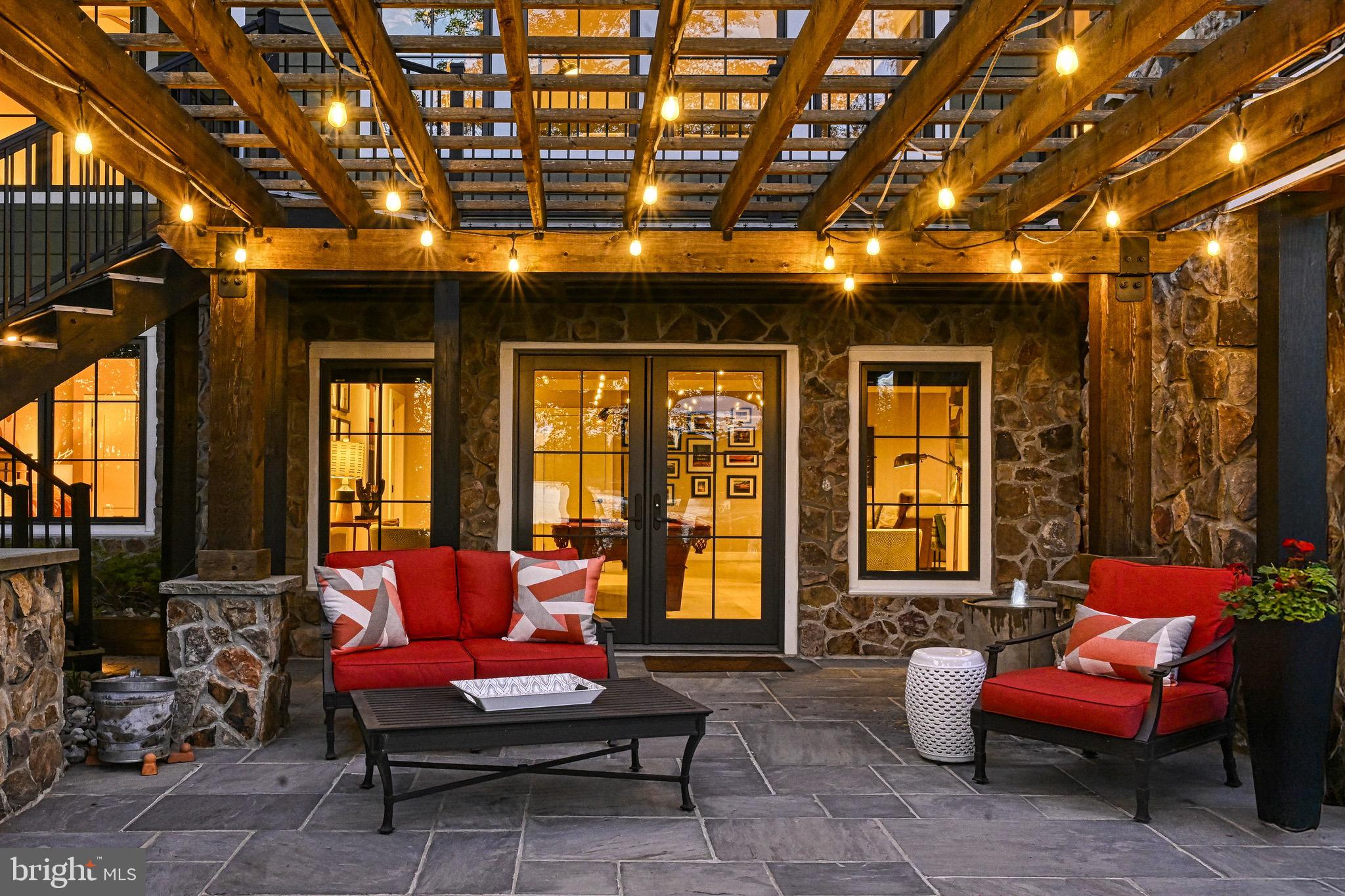 6800 JOHN TAYLOR LANE