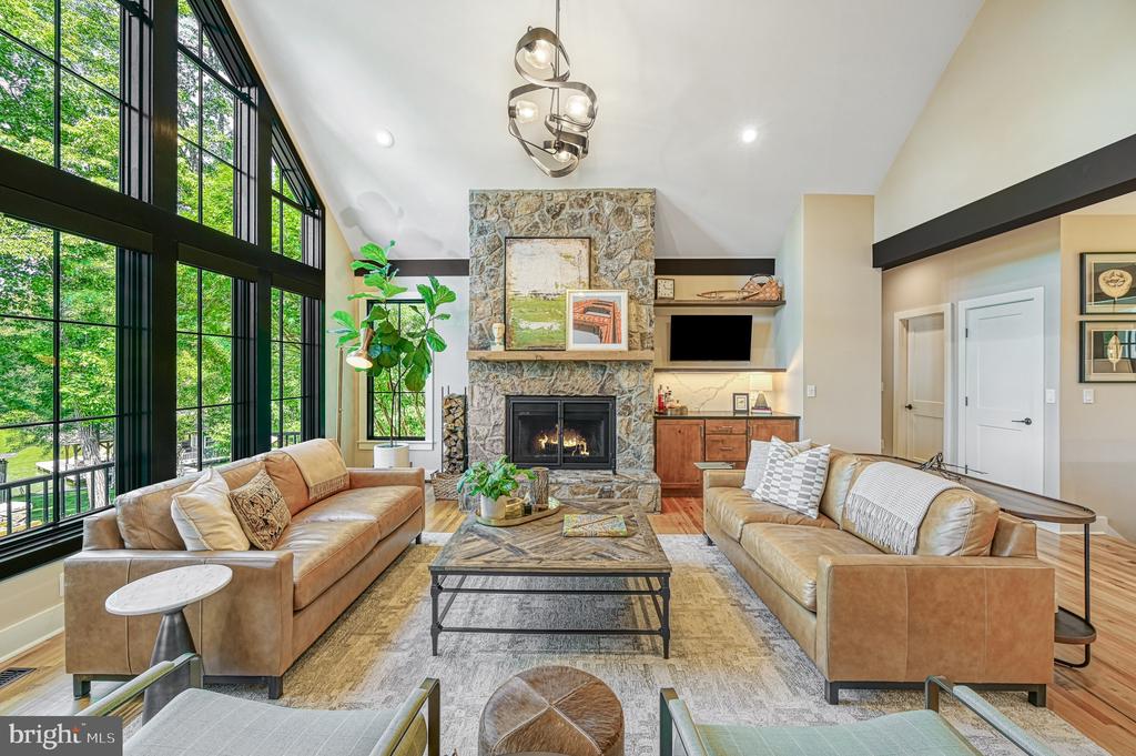 6800 JOHN TAYLOR LANE