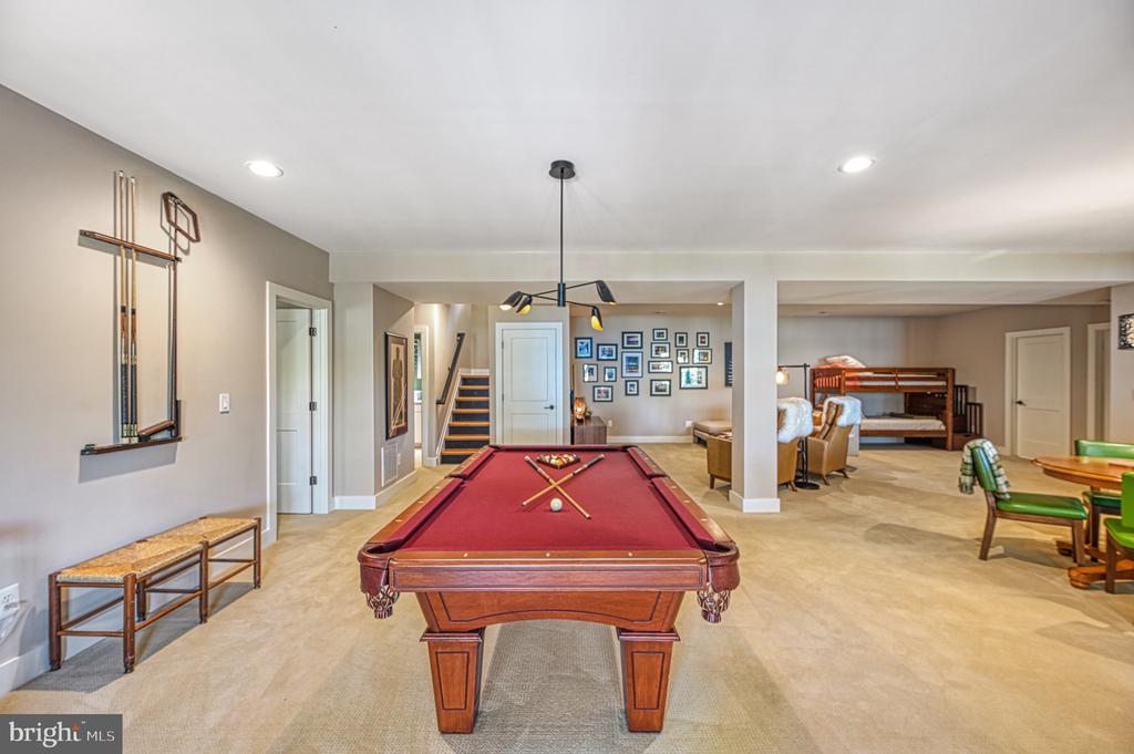 6800 JOHN TAYLOR LANE