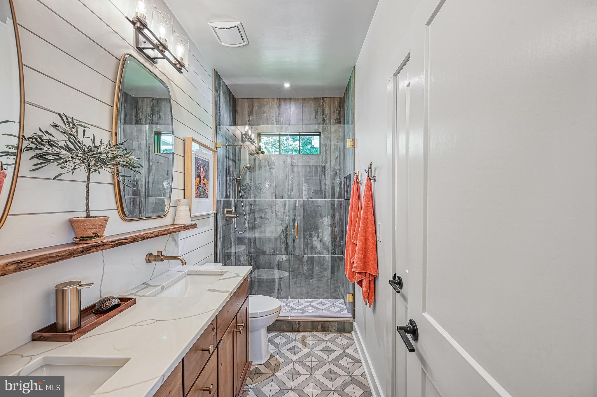 6800 JOHN TAYLOR LANE