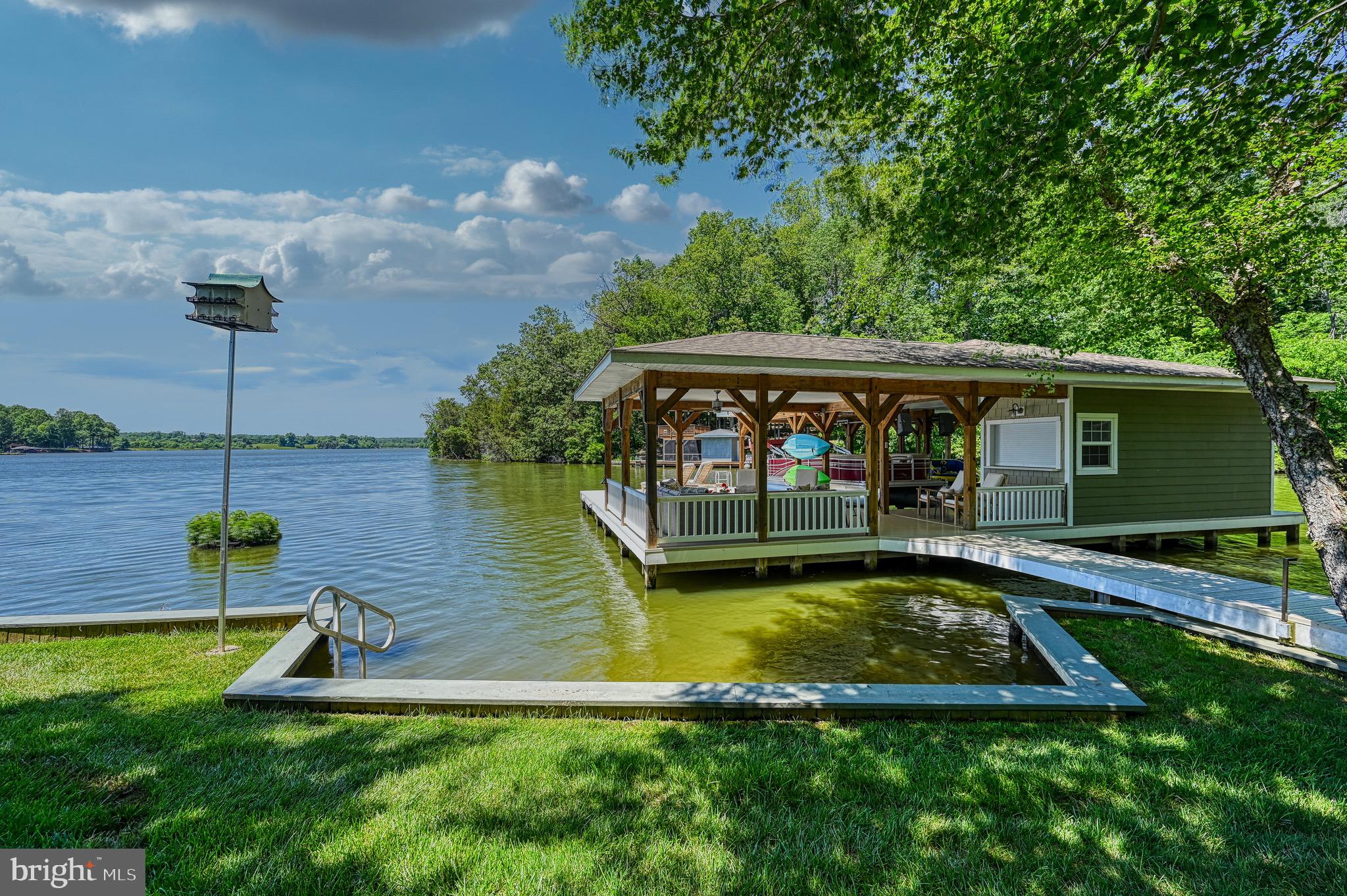 6800 JOHN TAYLOR LANE