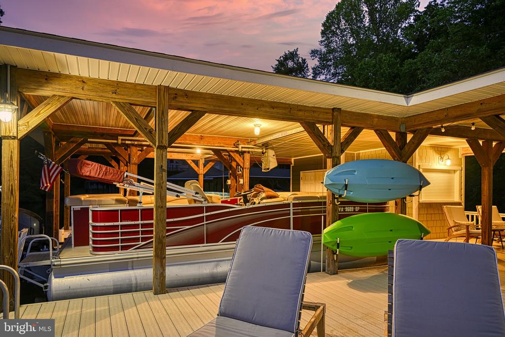 6800 JOHN TAYLOR LANE