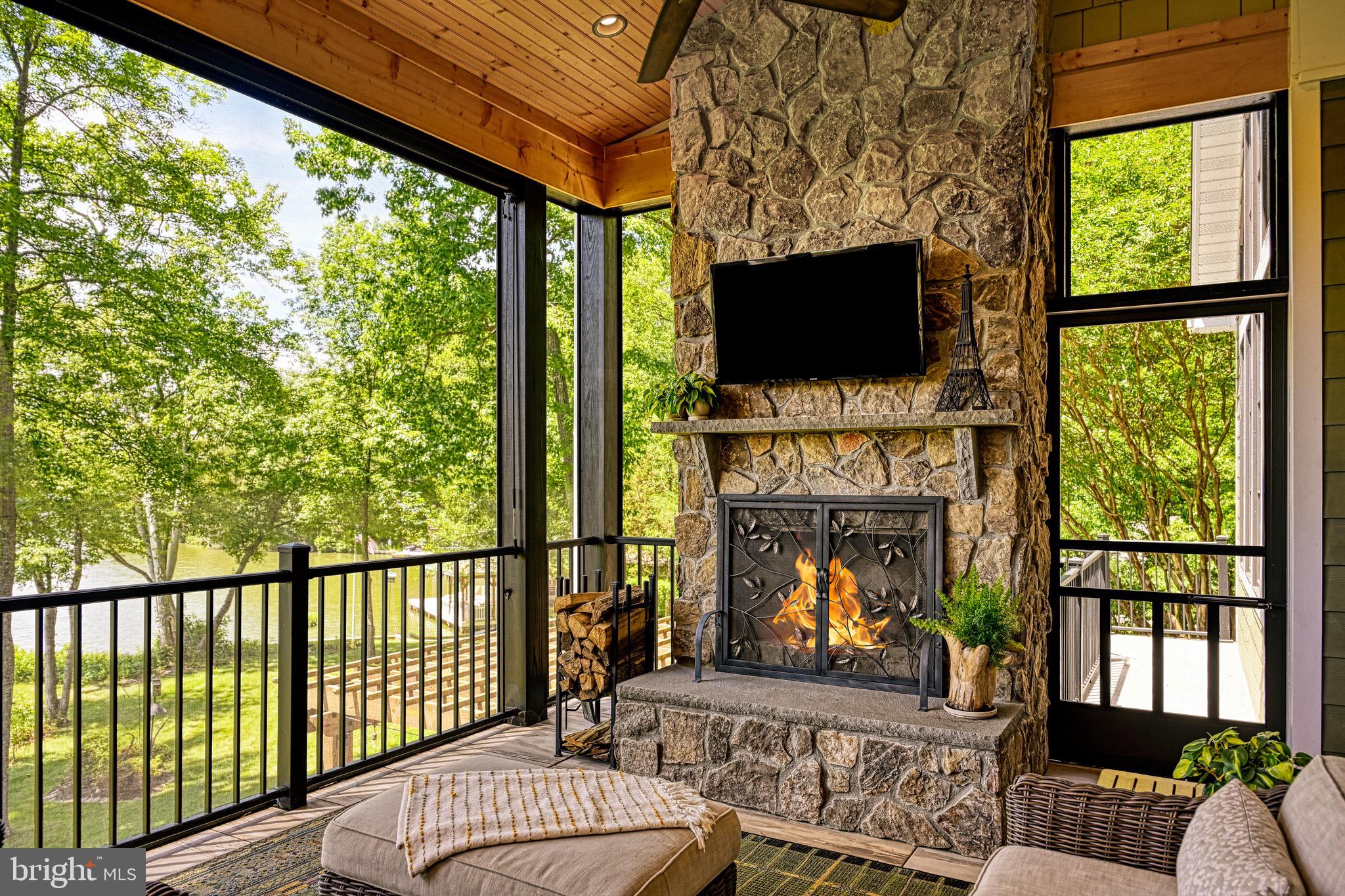 6800 JOHN TAYLOR LANE