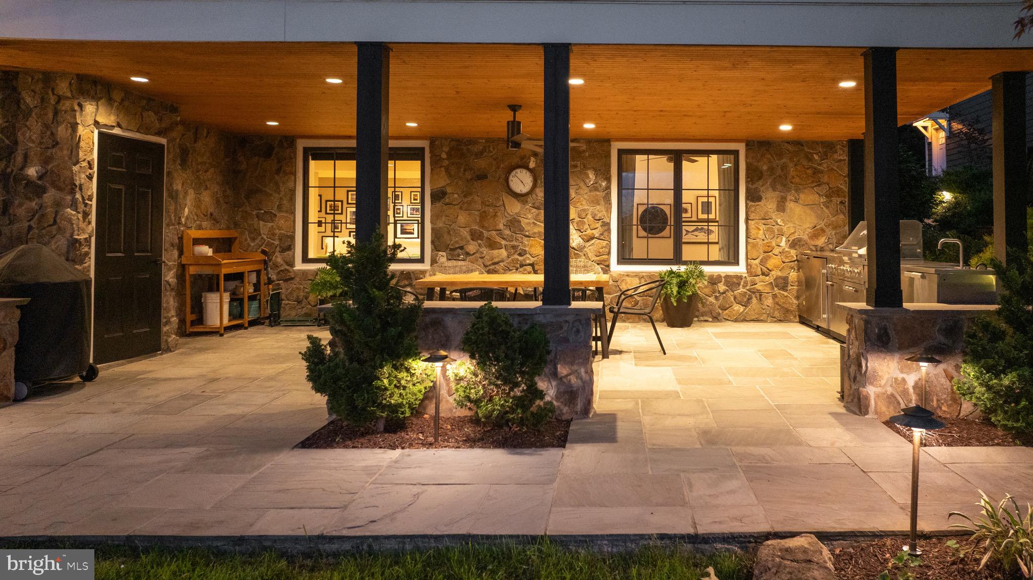 6800 JOHN TAYLOR LANE