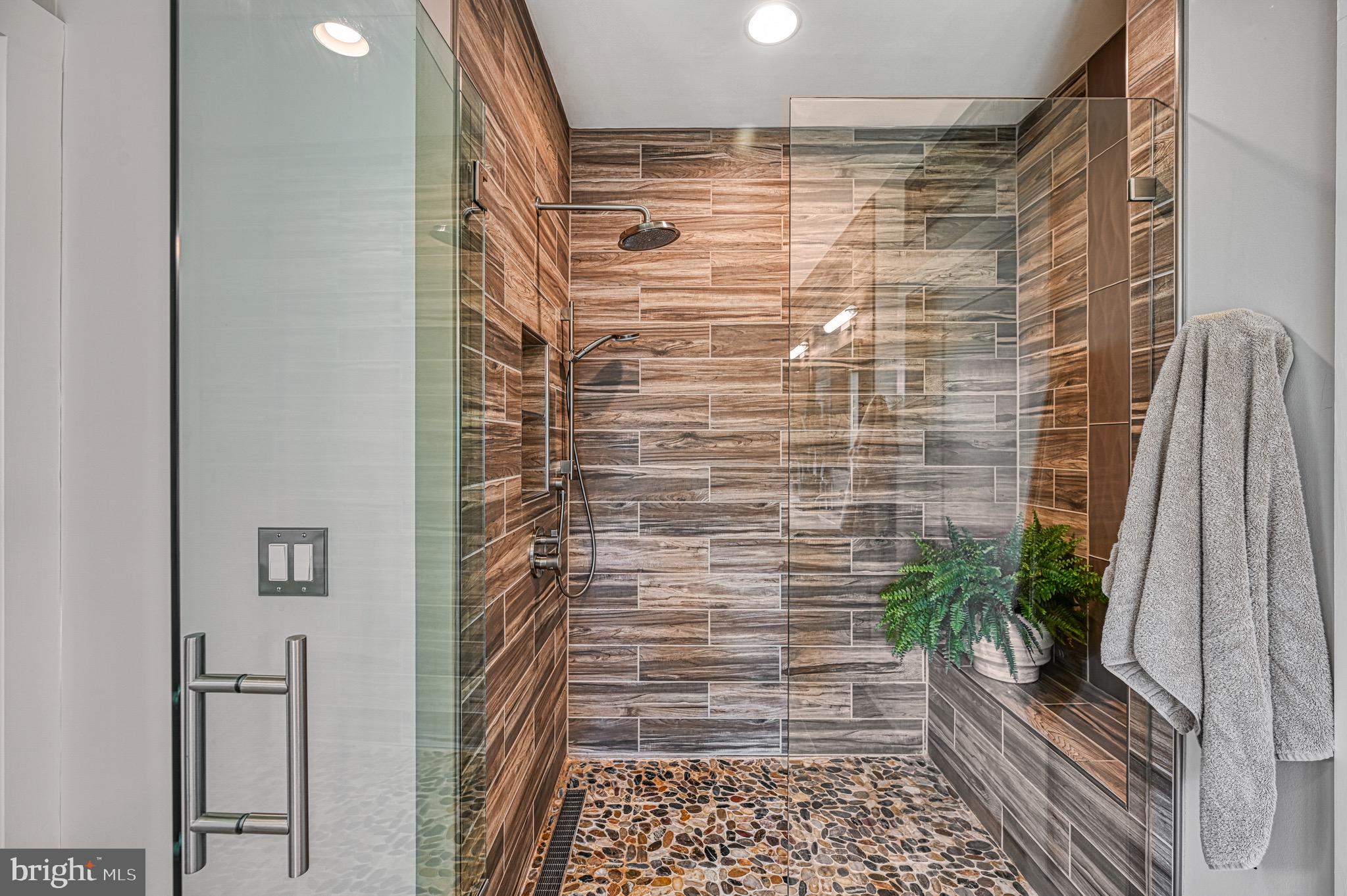 6800 JOHN TAYLOR LANE