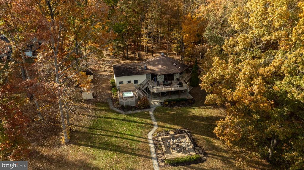 2841 BLOUNT DRIVE