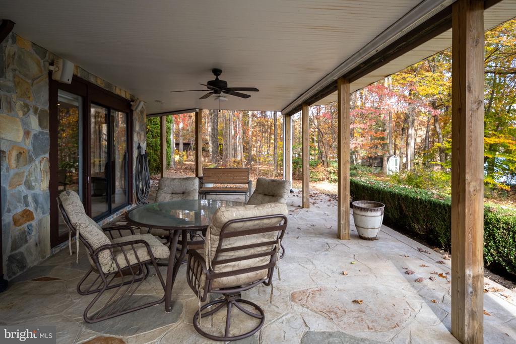 2841 BLOUNT DRIVE