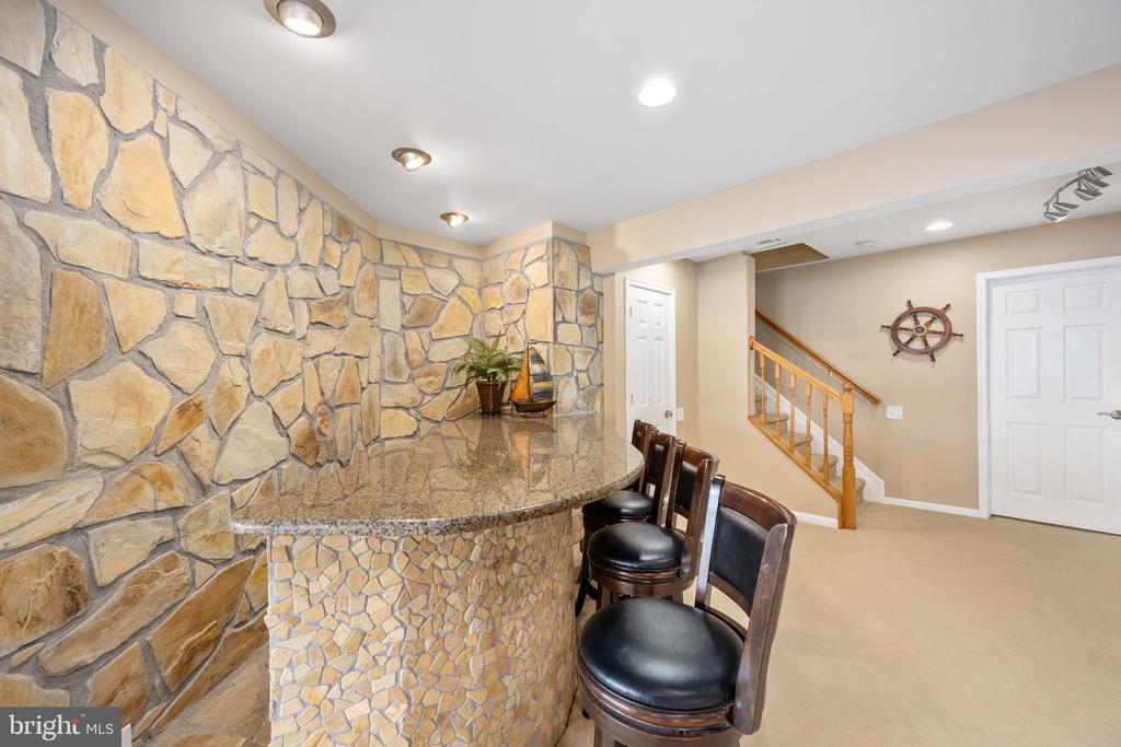 2841 BLOUNT DRIVE