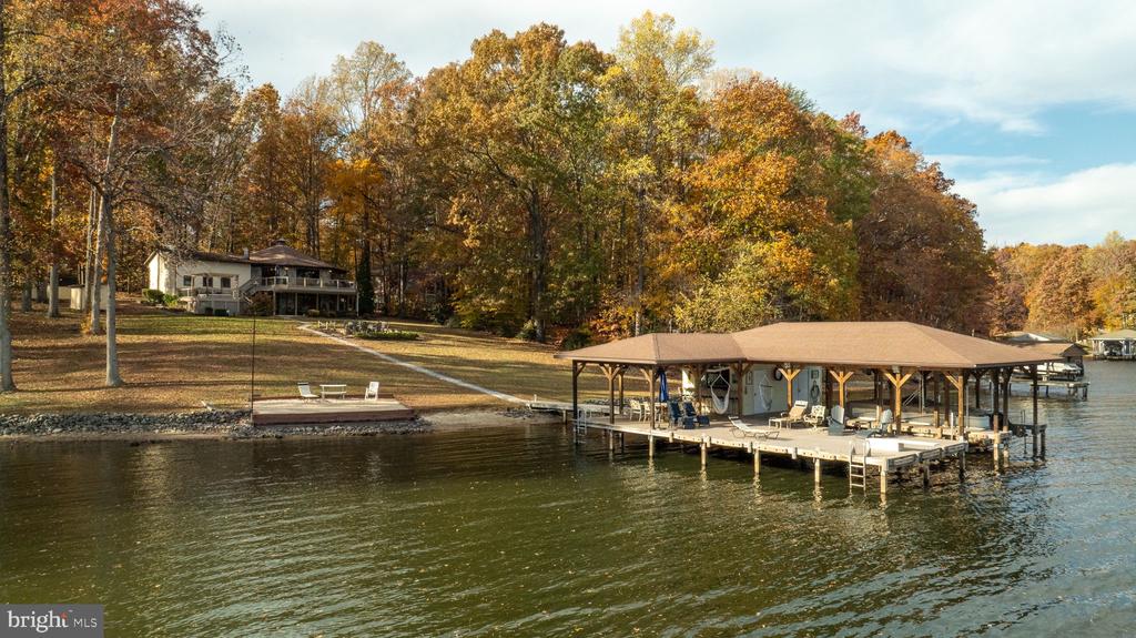 2841 BLOUNT DRIVE