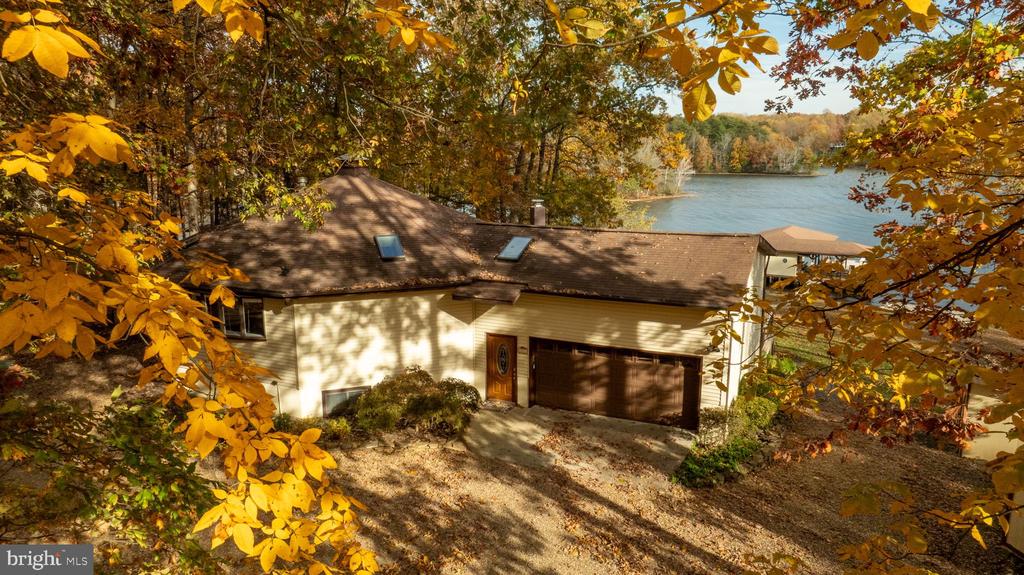 2841 BLOUNT DRIVE