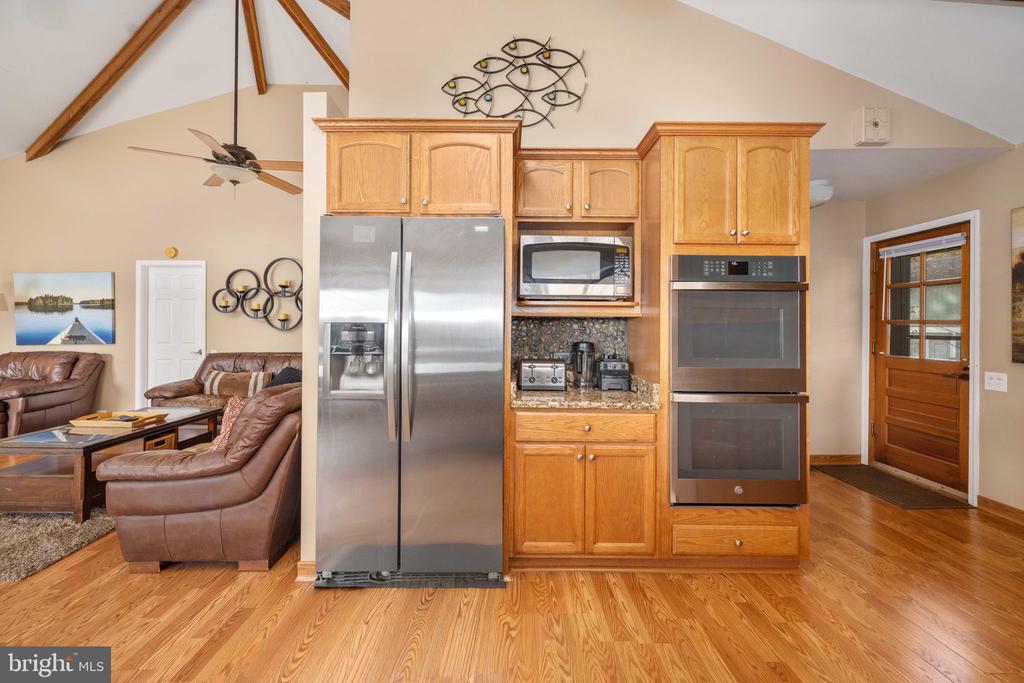 2841 BLOUNT DRIVE