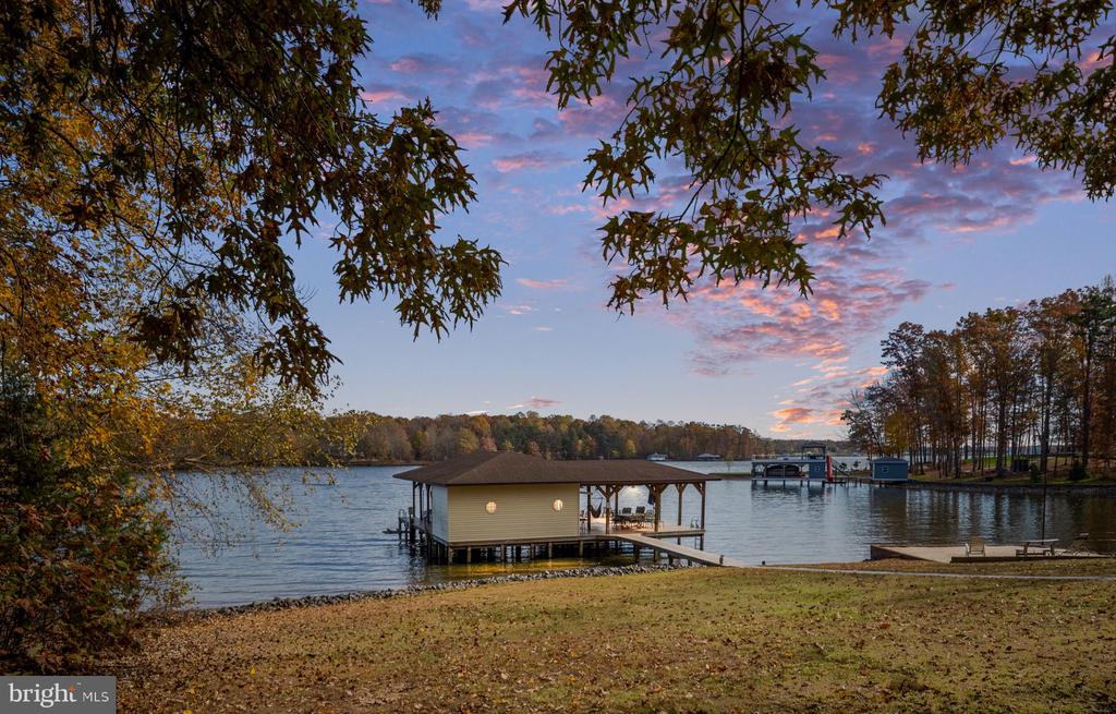2841 BLOUNT DRIVE