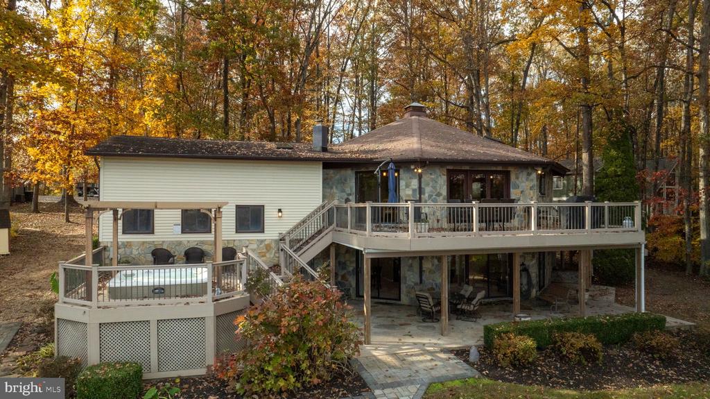 2841 BLOUNT DRIVE