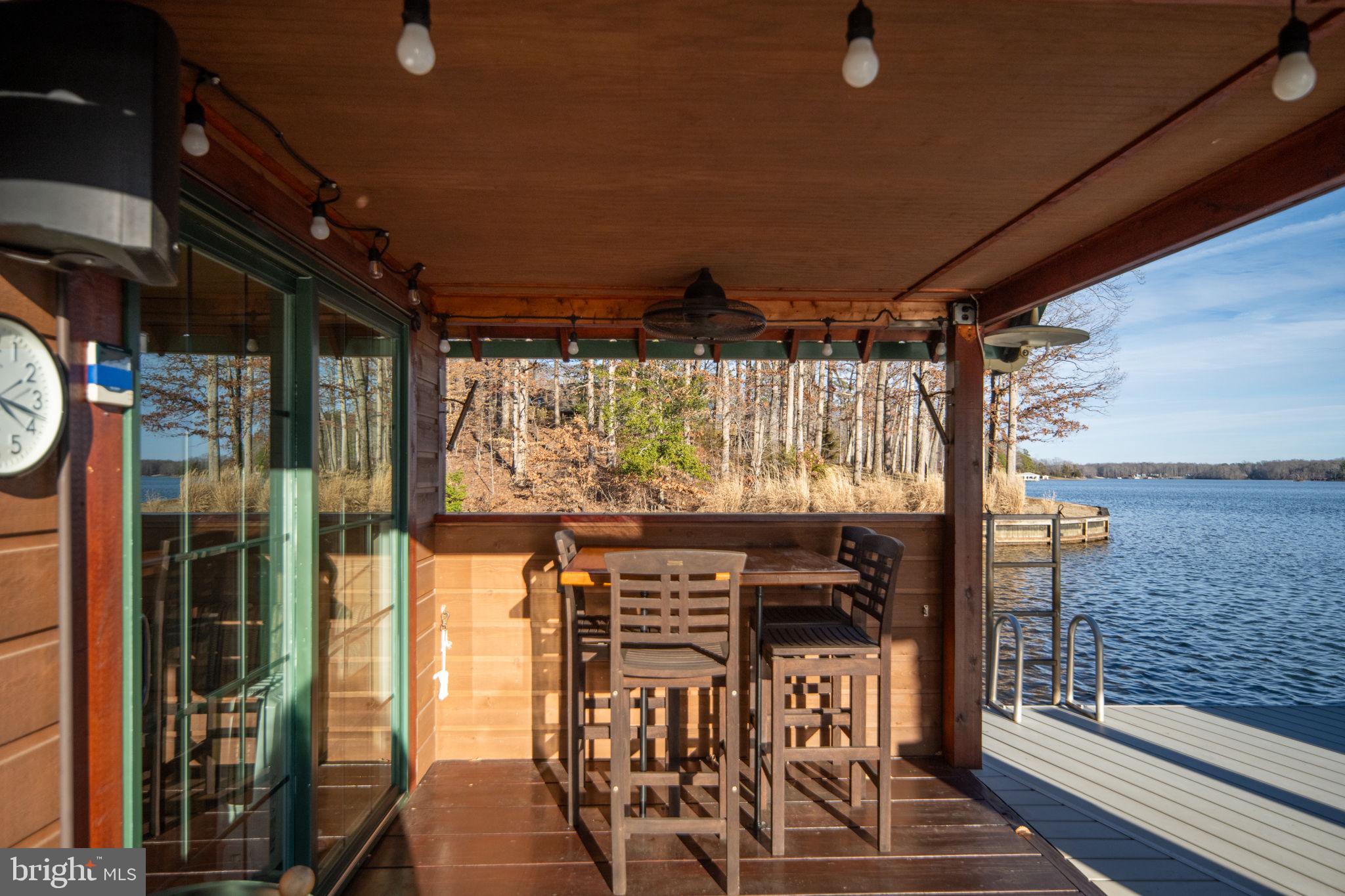 5409 WYNDEMERE CIRCLE