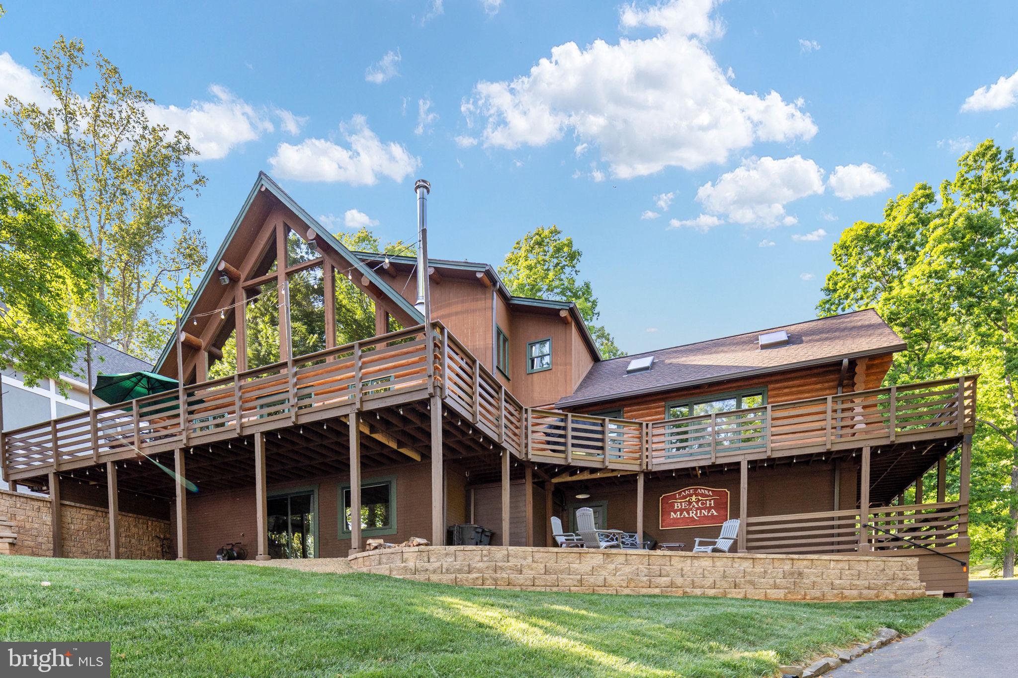 5409 WYNDEMERE CIRCLE