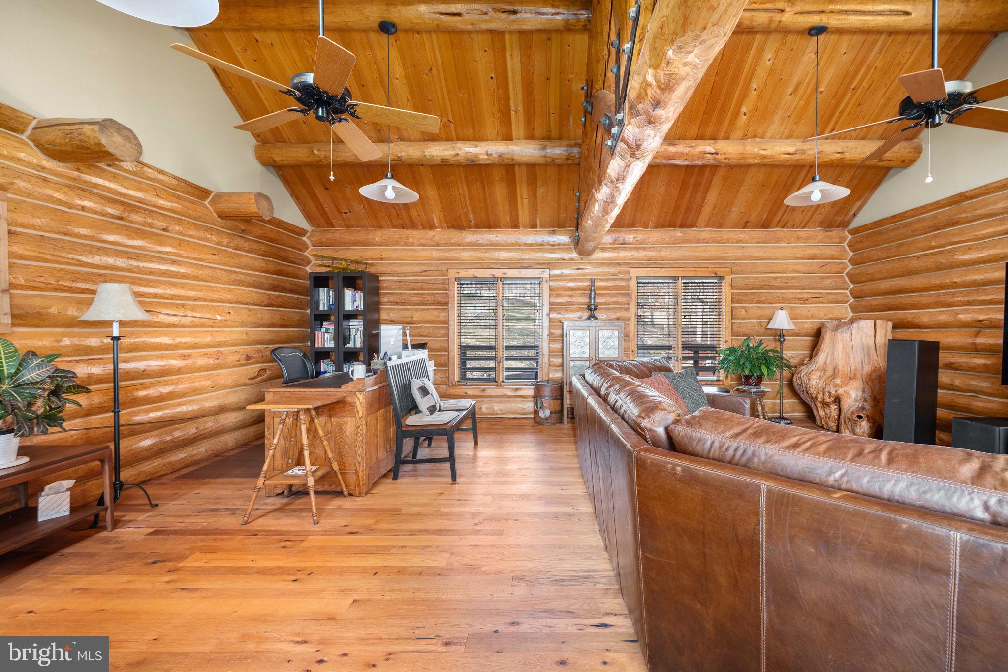 5409 WYNDEMERE CIRCLE