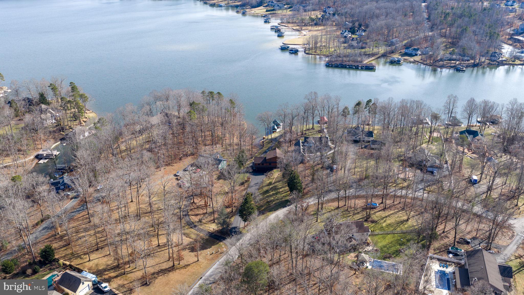 5409 WYNDEMERE CIRCLE