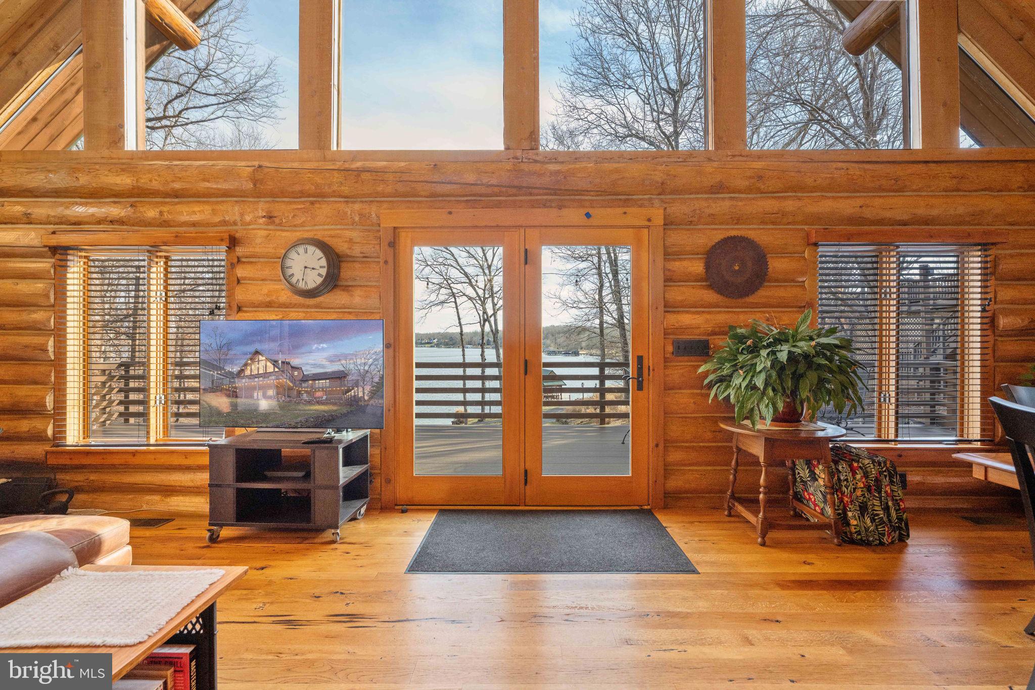 5409 WYNDEMERE CIRCLE